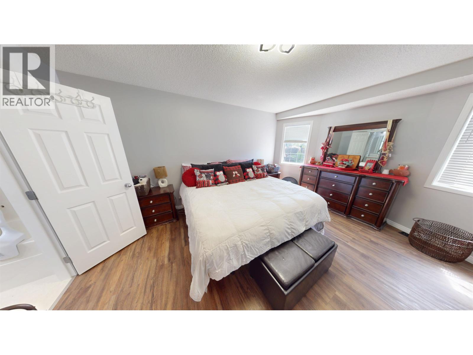 9903 114A AVENUE - 19