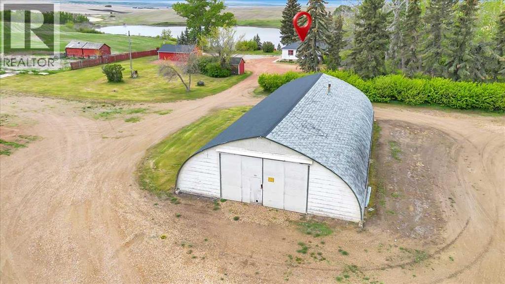 204069 Township Road 262 - 27