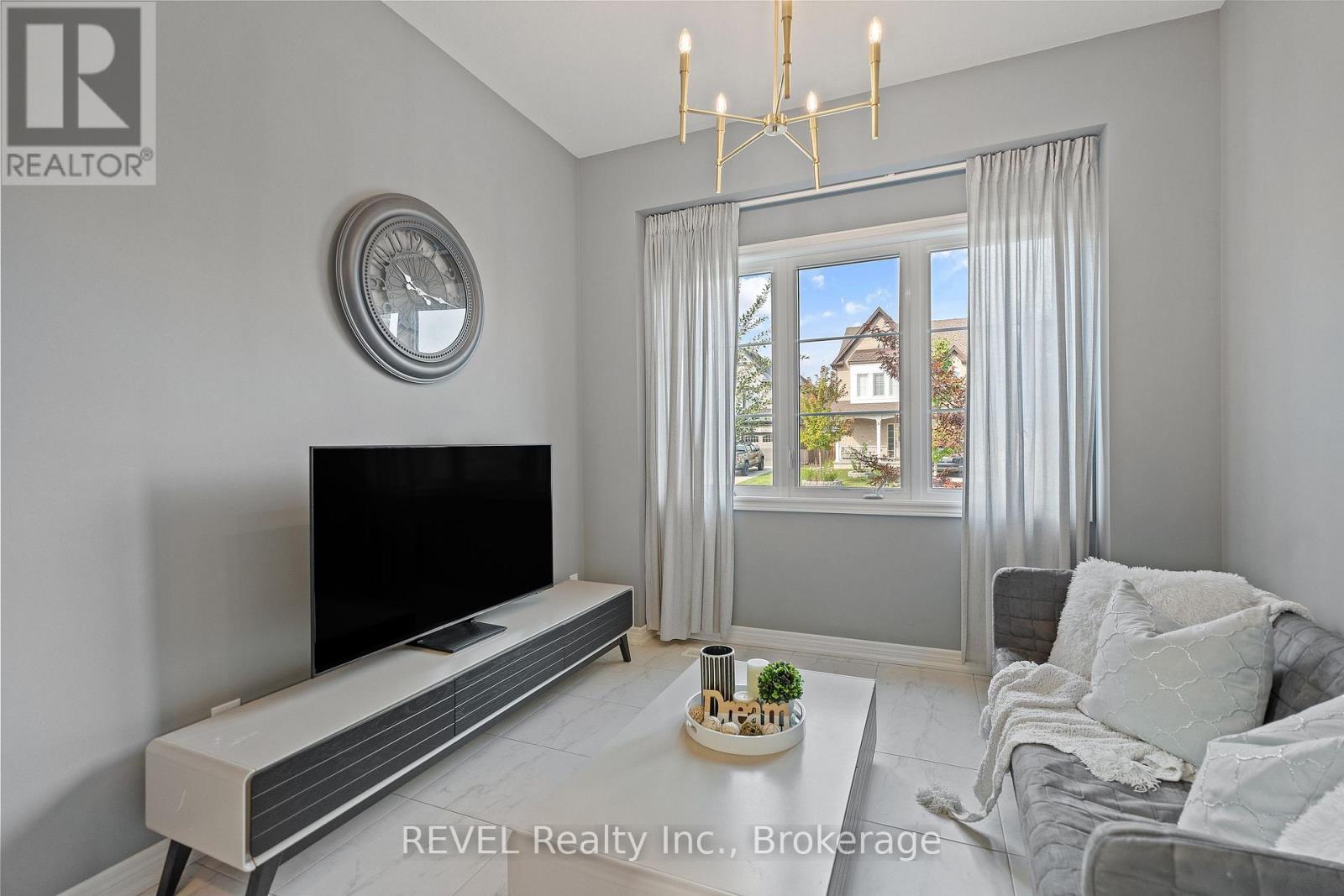 26 CROW STREET - 10