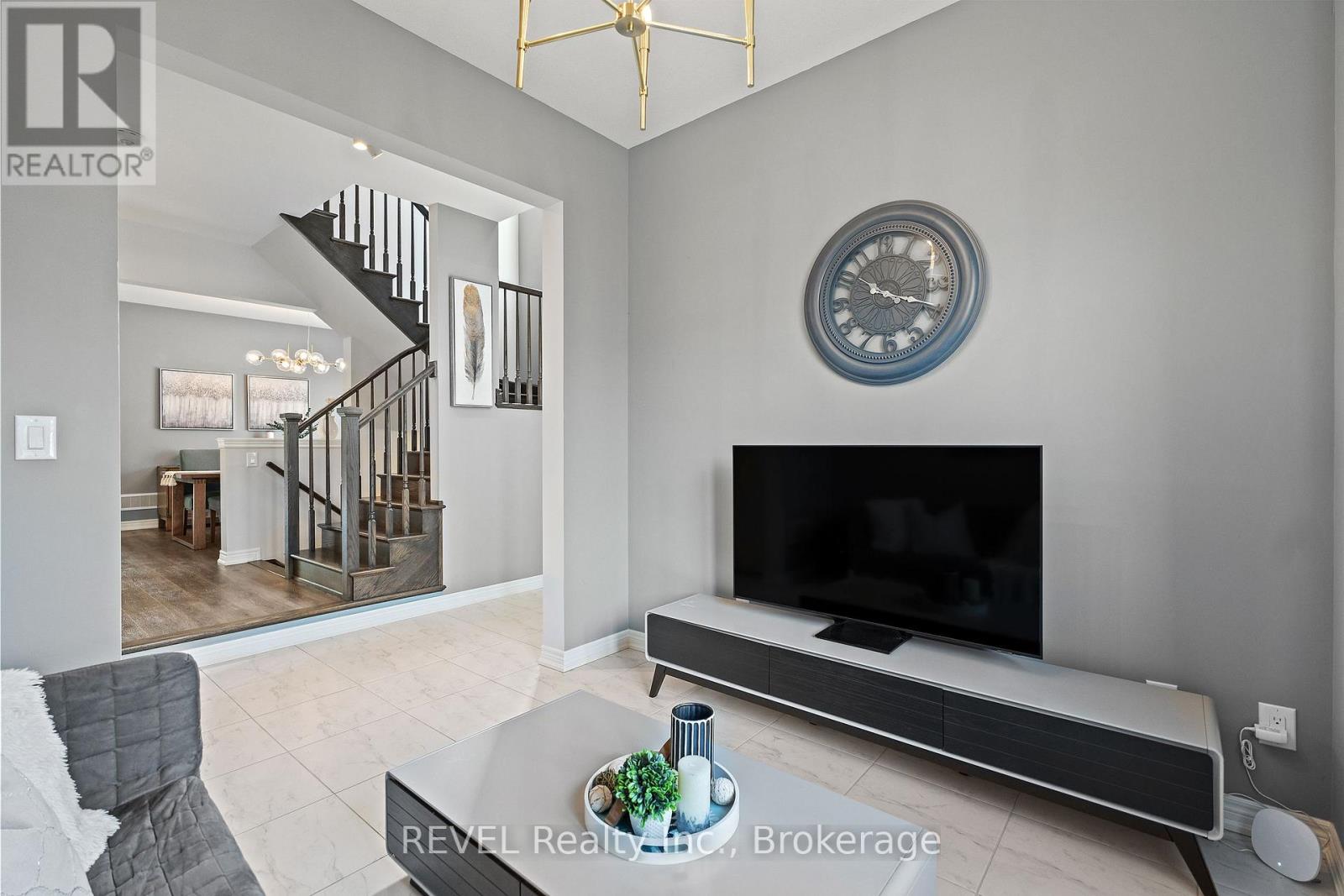 26 CROW STREET - 12