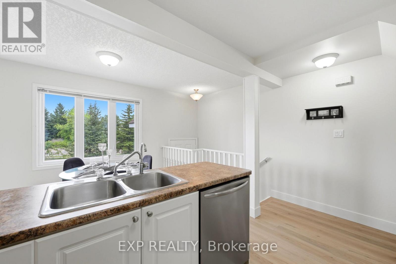 #3 601 COLUMBIA FOREST BOULEVARD - 8