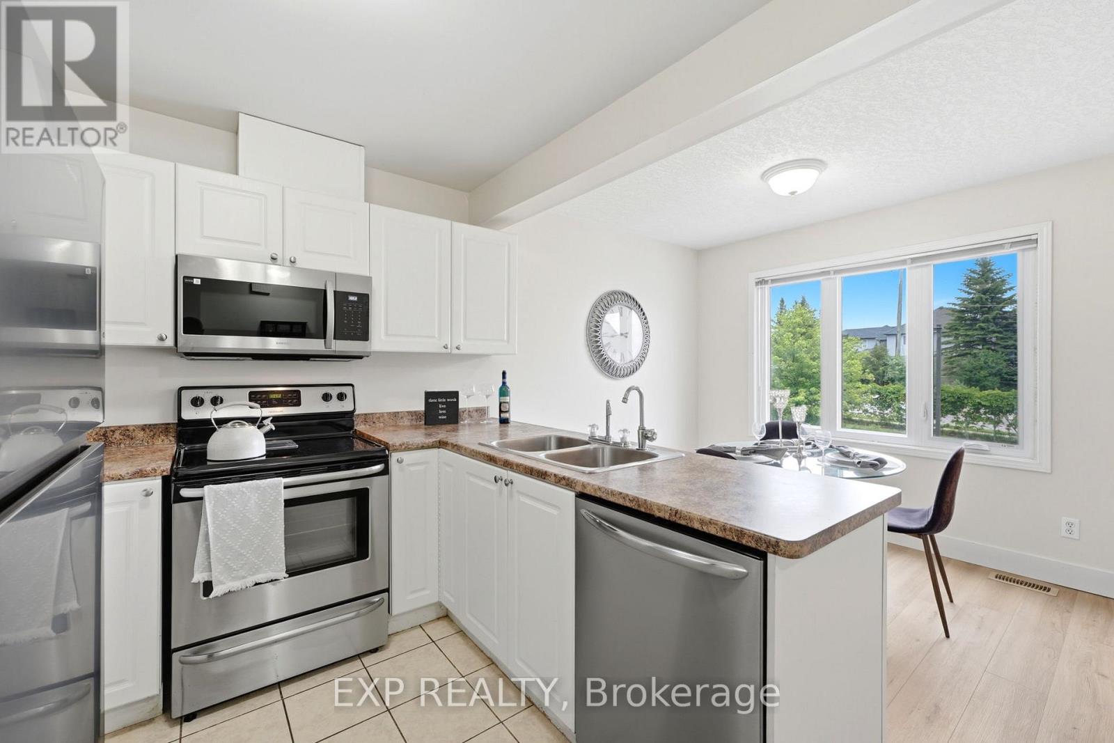 #3 601 COLUMBIA FOREST BOULEVARD - 9