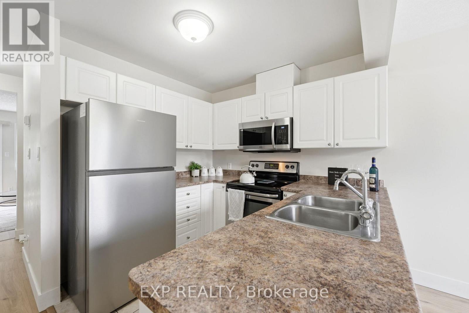 #3 601 COLUMBIA FOREST BOULEVARD - 7