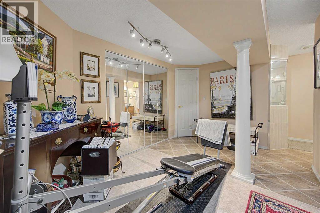 2020 Sirocco Drive SW - 25
