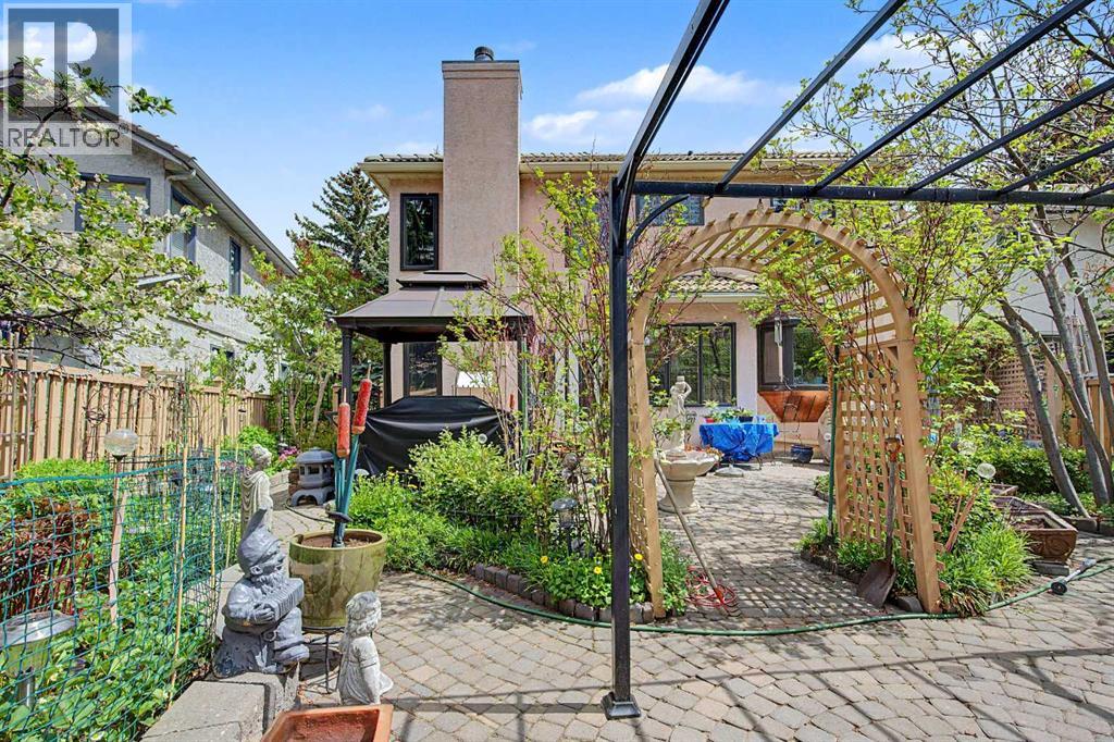 2020 Sirocco Drive SW - 43
