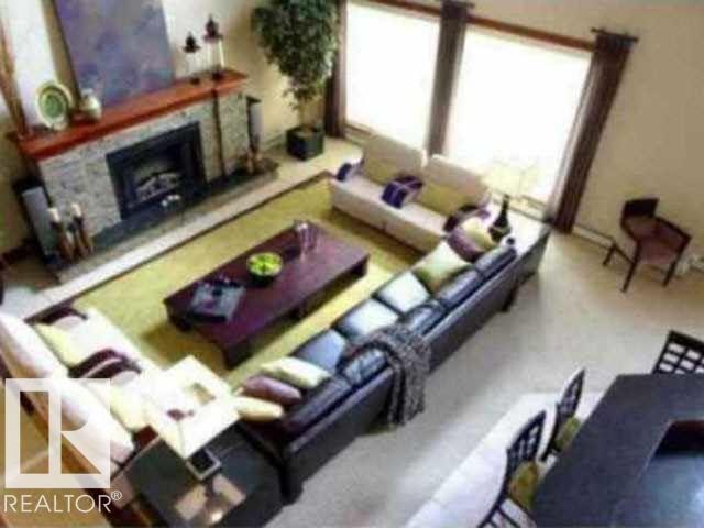#penthouse 1402 9707 105 ST NW - 37