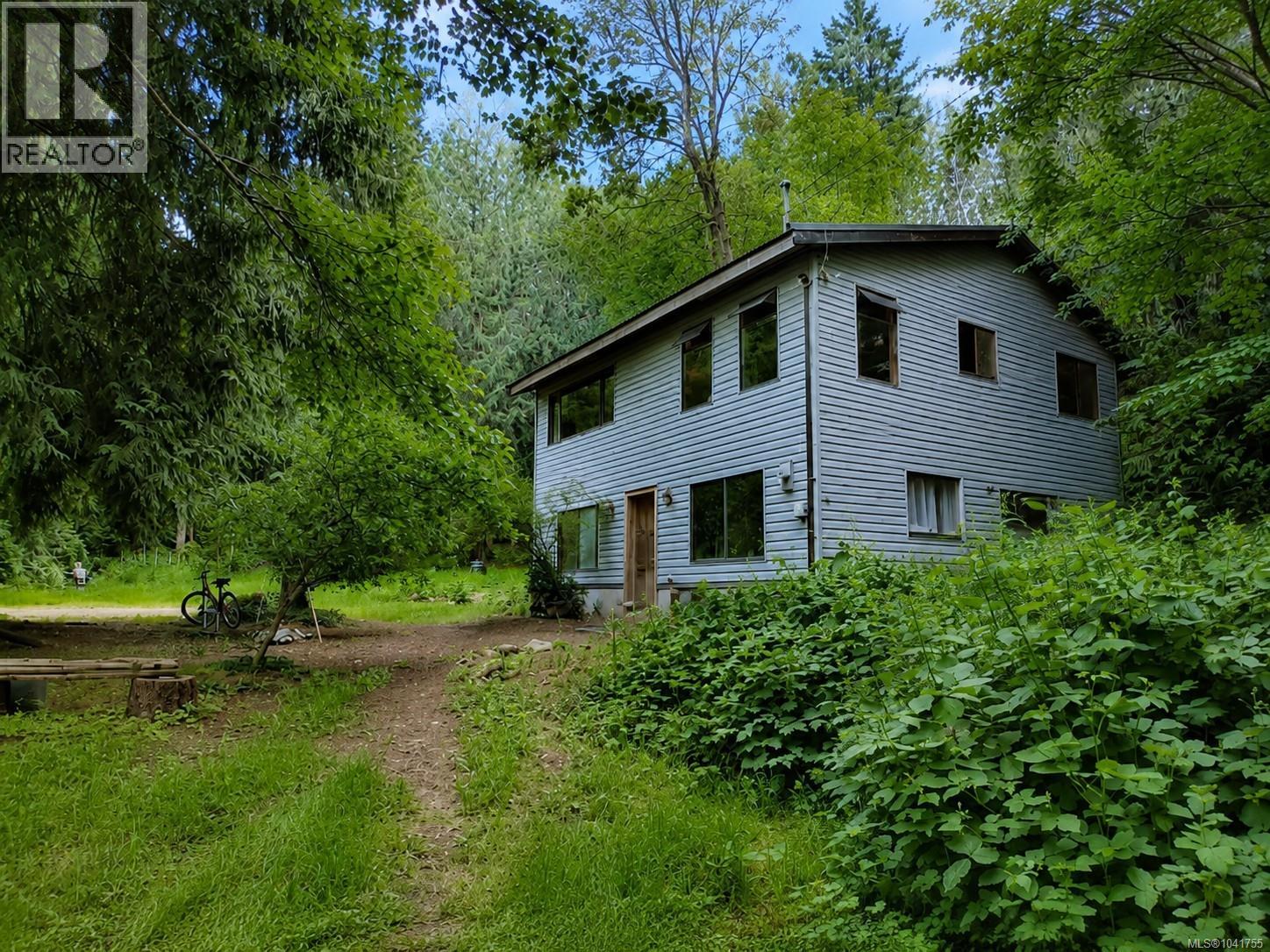 4480 Strachan Rd - 2