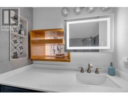 810 - 20 Harding Boulevard W, Richmond Hill, ON L4C9S4 Photo 24