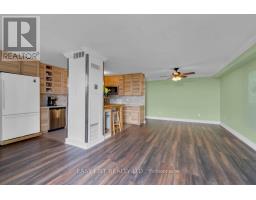 810 - 20 Harding Boulevard W, Richmond Hill, ON L4C9S4 Photo 8