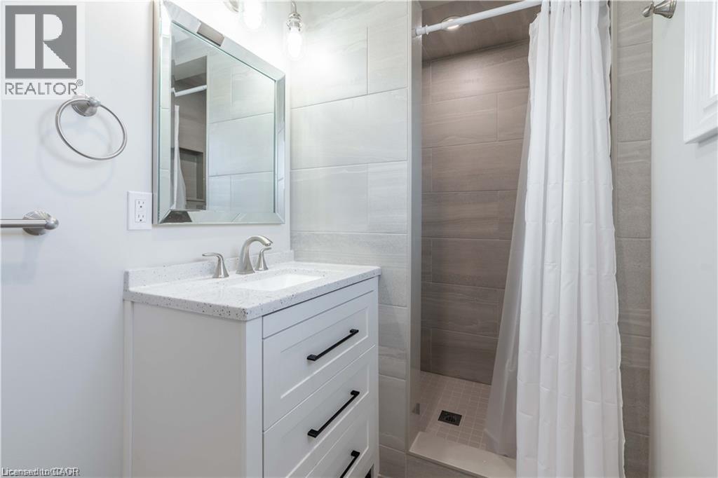 66 QUEEN Street W - 13