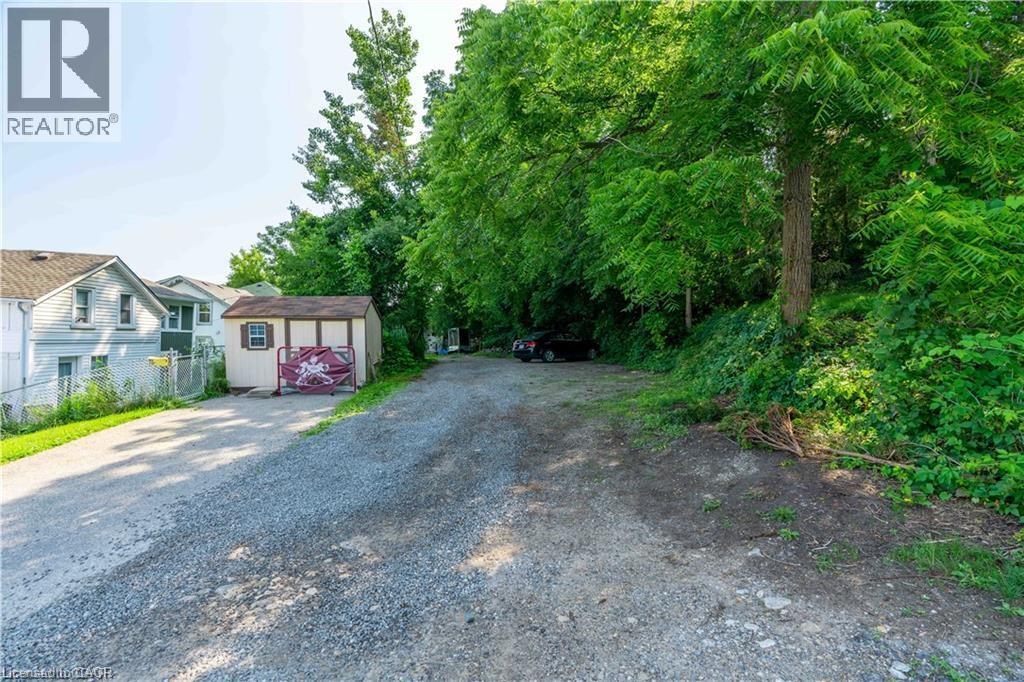 66 QUEEN Street W - 8
