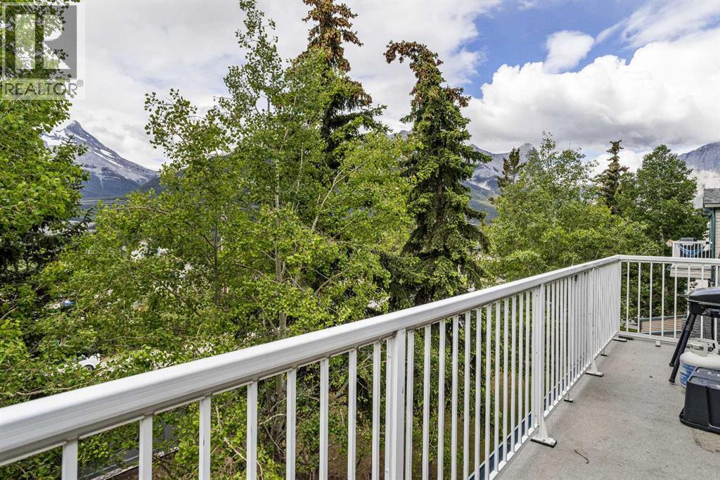 #9 200 Glacier Drive - 23