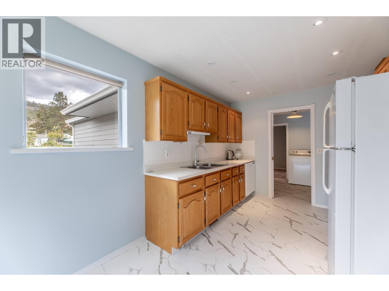 #8 11523 Dunsdon Crescent - 12