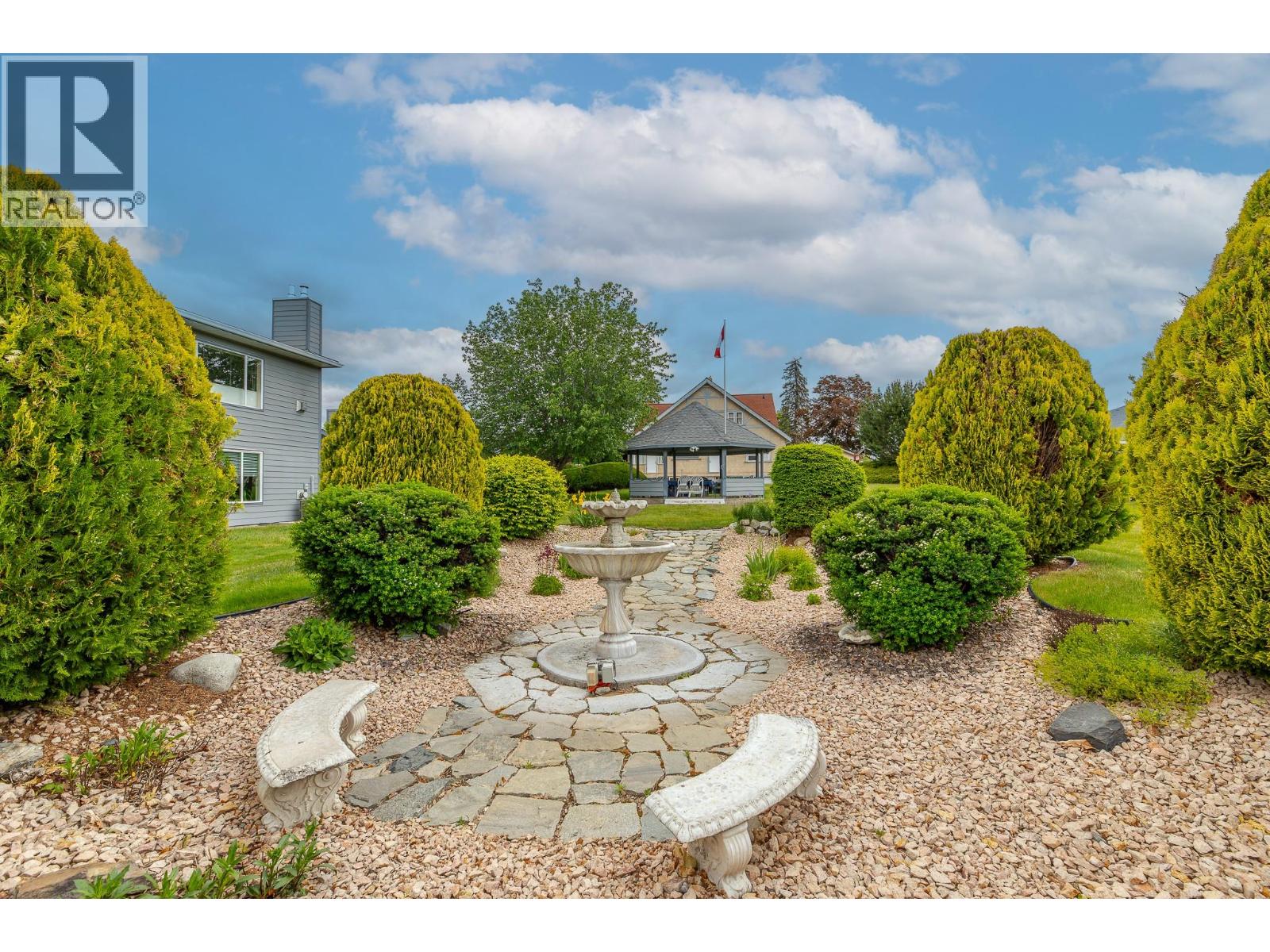 #8 11523 Dunsdon Crescent - 33