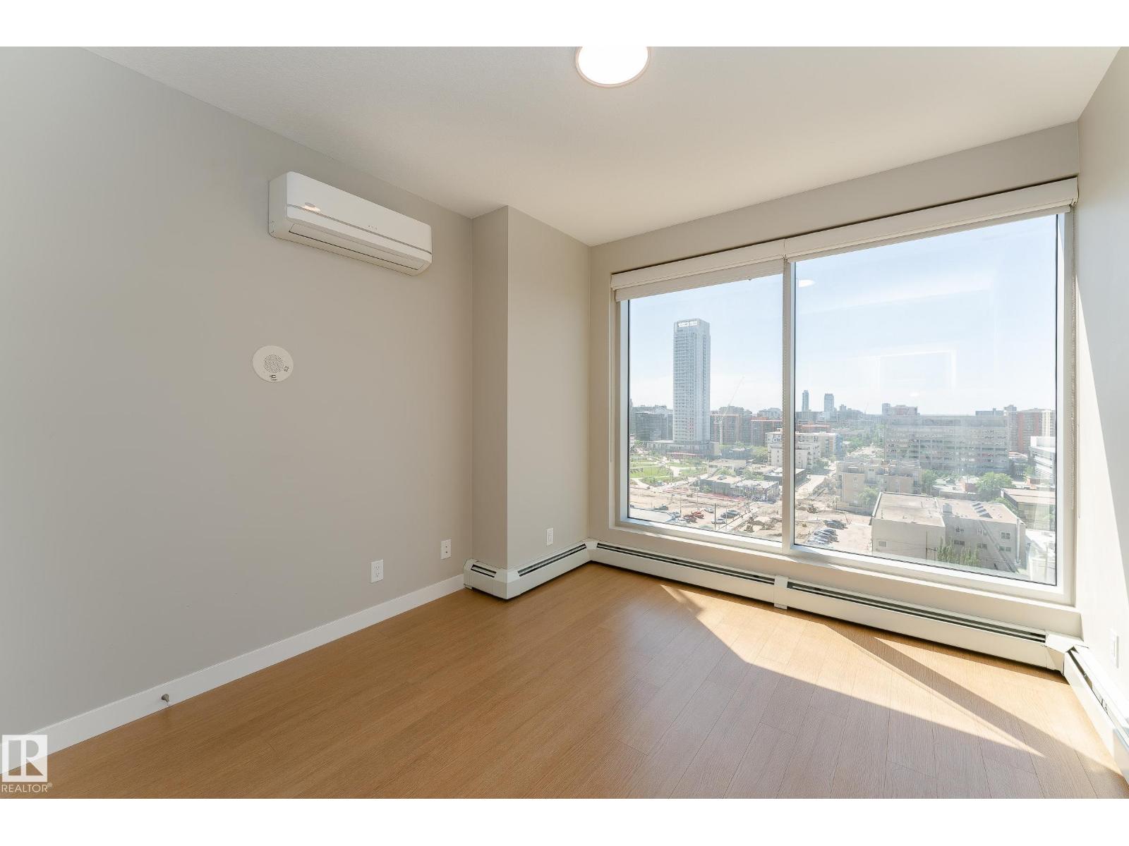 #1105 10410 102 AV NW - 17