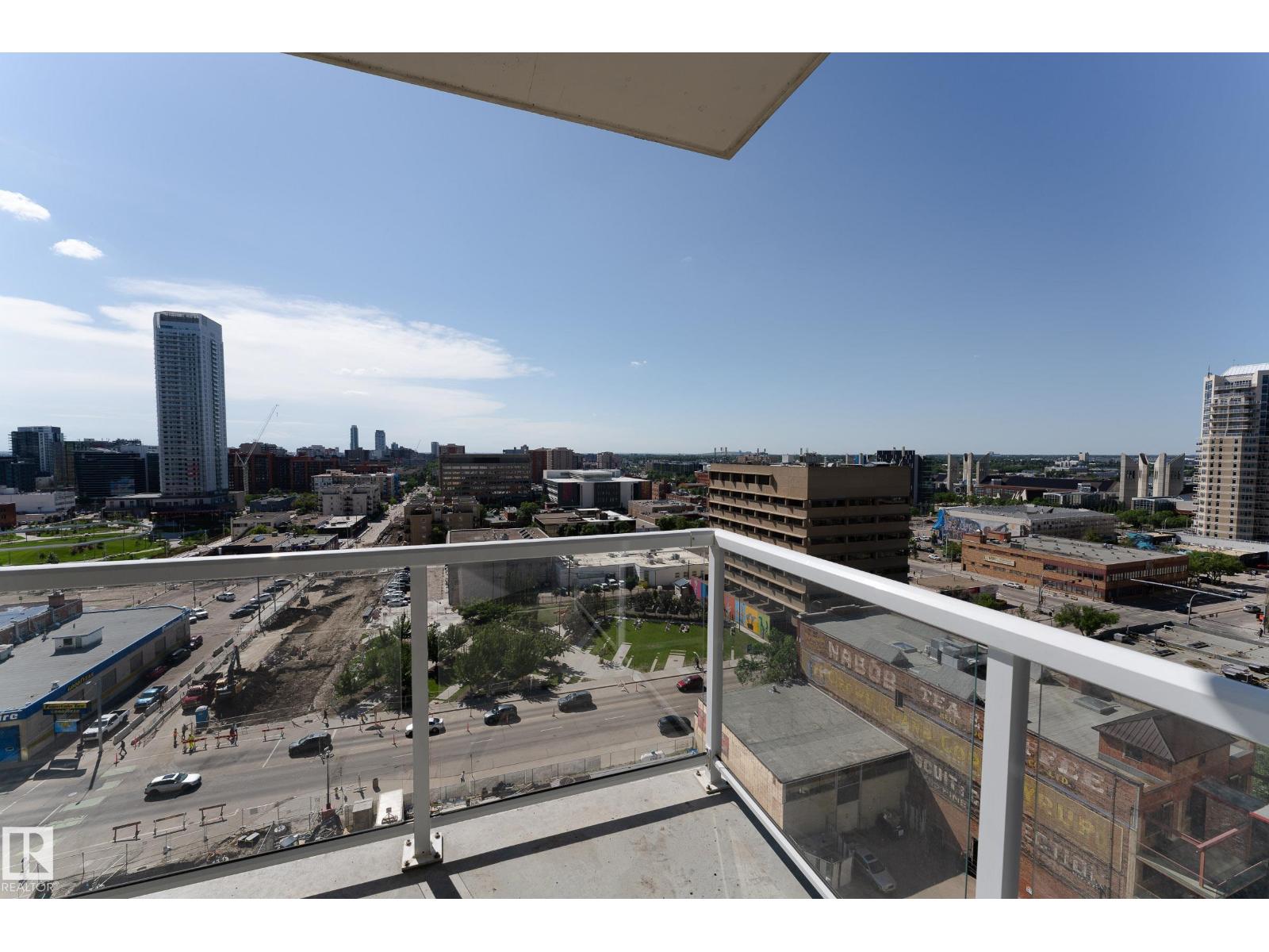 #1105 10410 102 AV NW - 18
