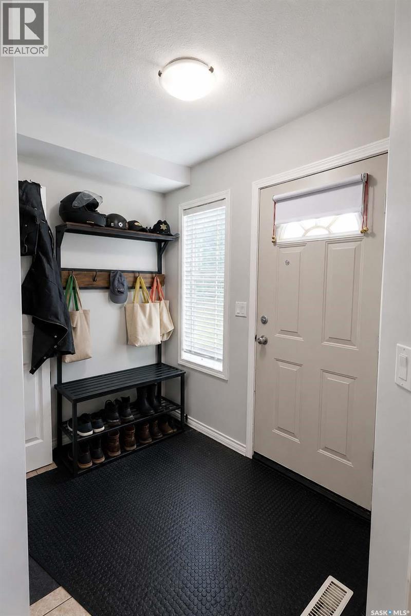 26 1620 Olive Diefenbaker DRIVE — photo 11