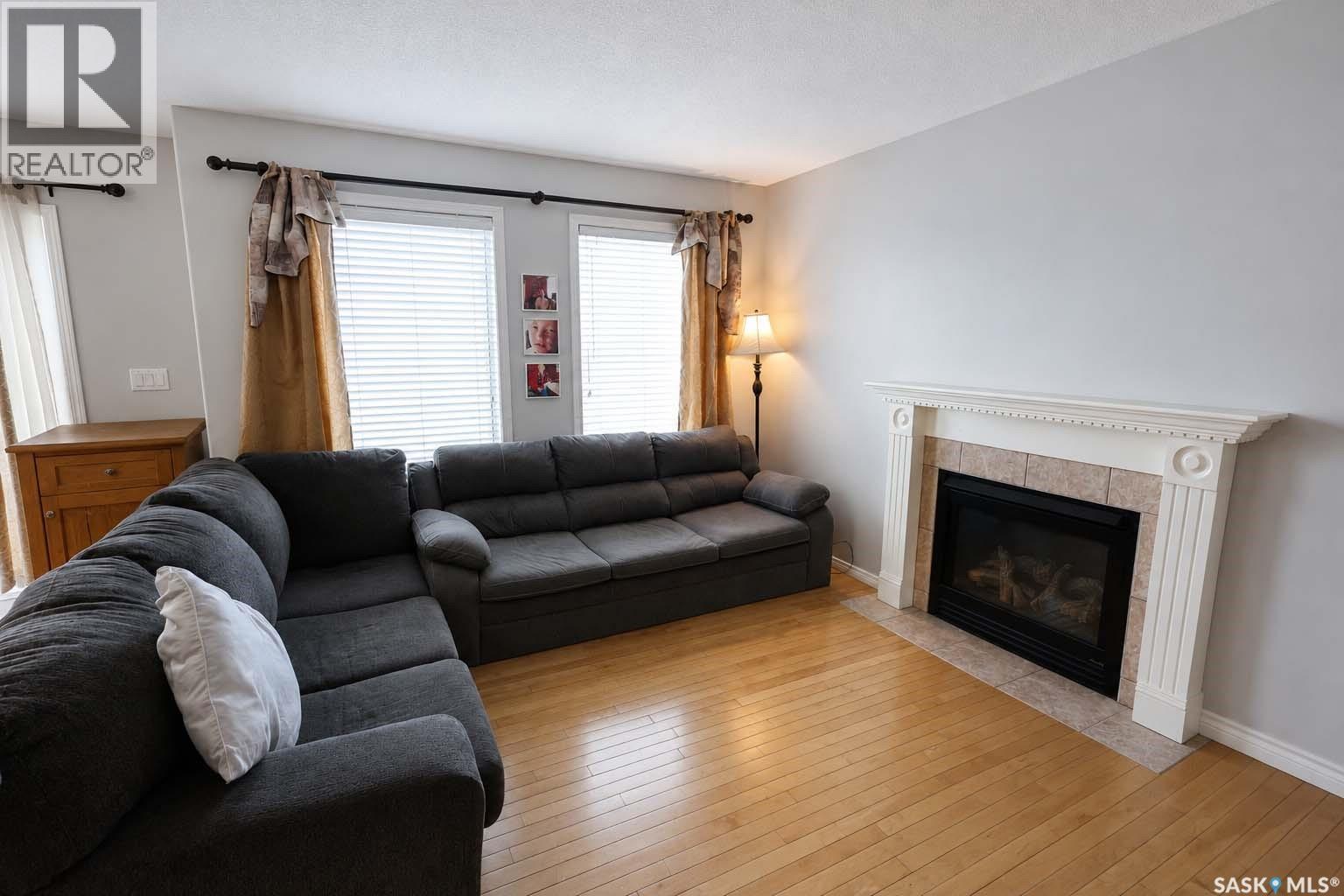 26 1620 Olive Diefenbaker DRIVE — photo 8