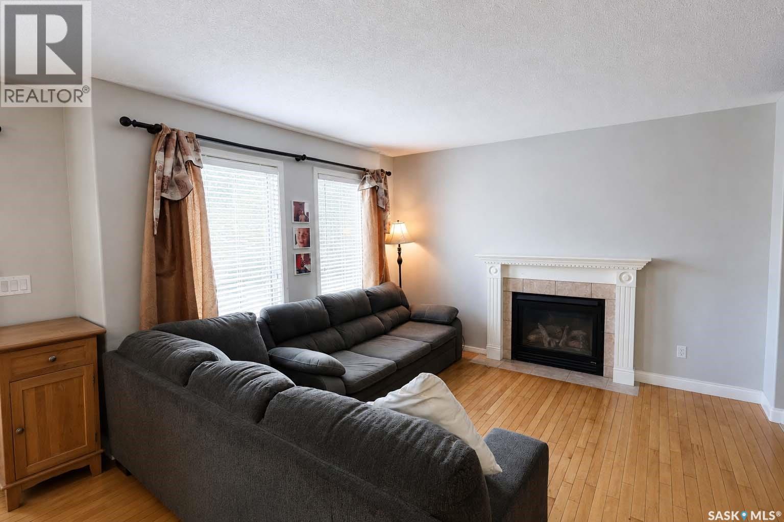 26 1620 Olive Diefenbaker DRIVE — photo 9