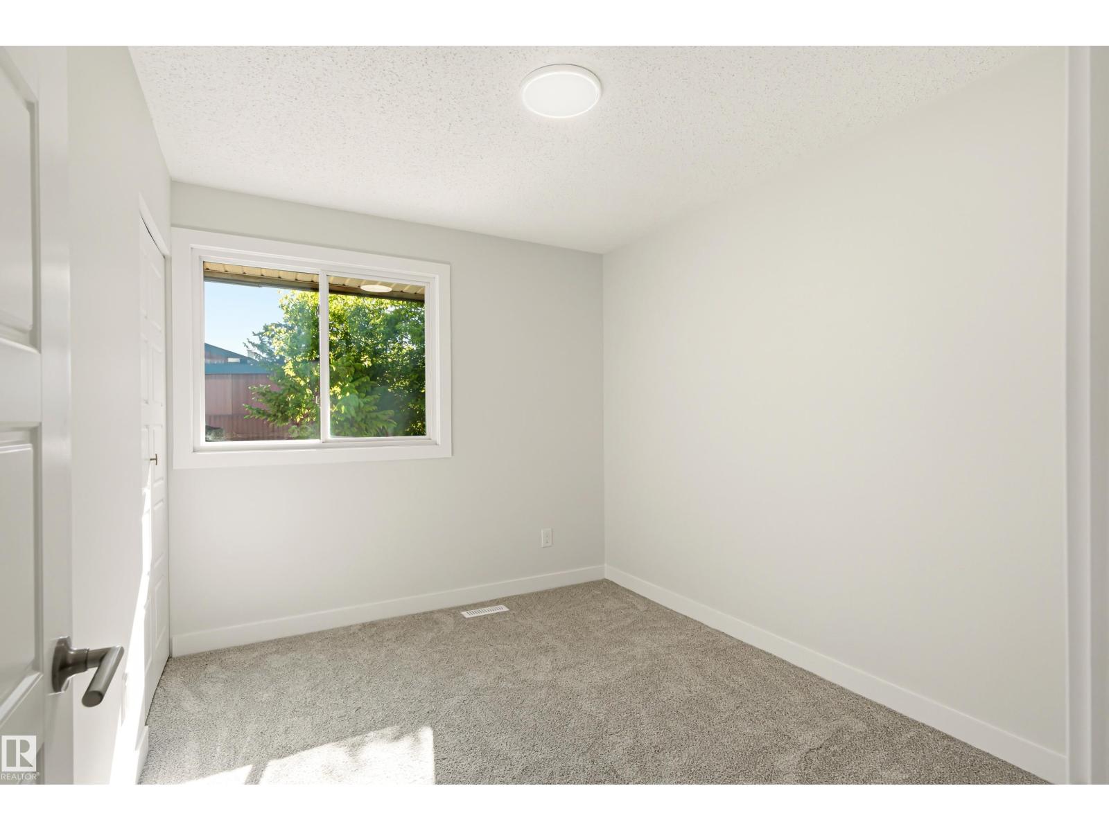 18217 84 AV NW NW - 22