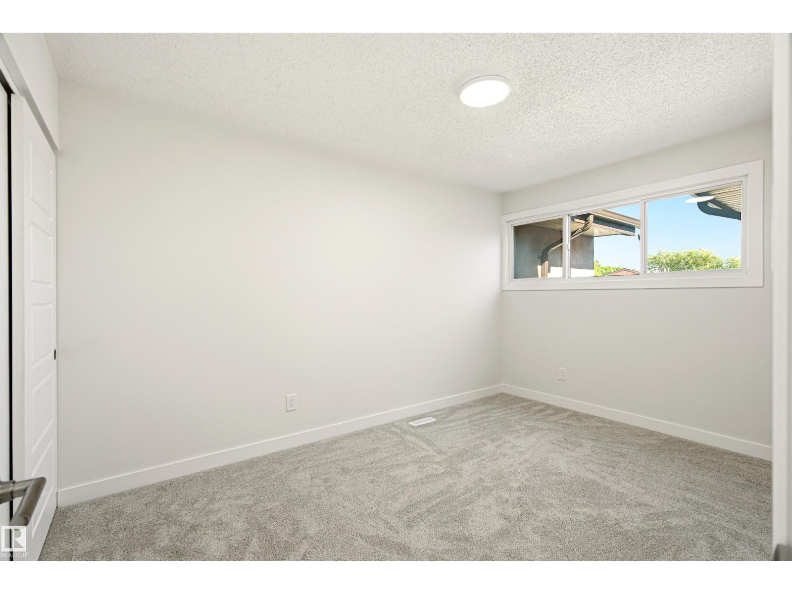 18217 84 AV NW NW - 26