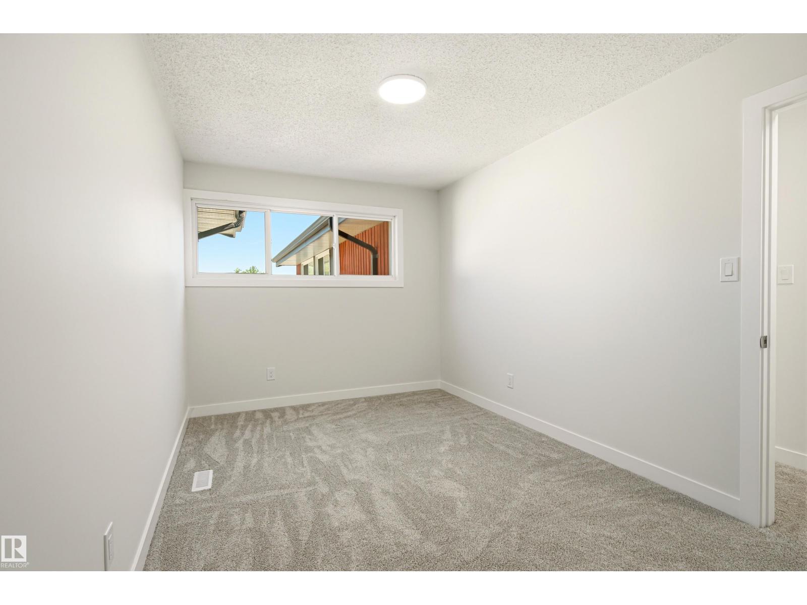 18217 84 AV NW NW - 27