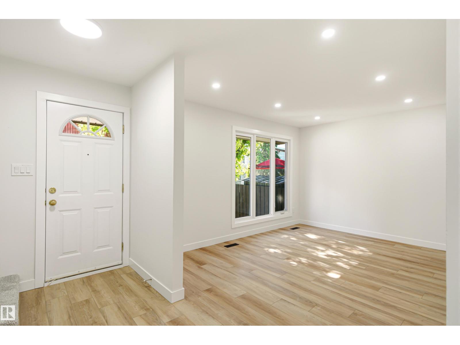 18217 84 AV NW NW - 4