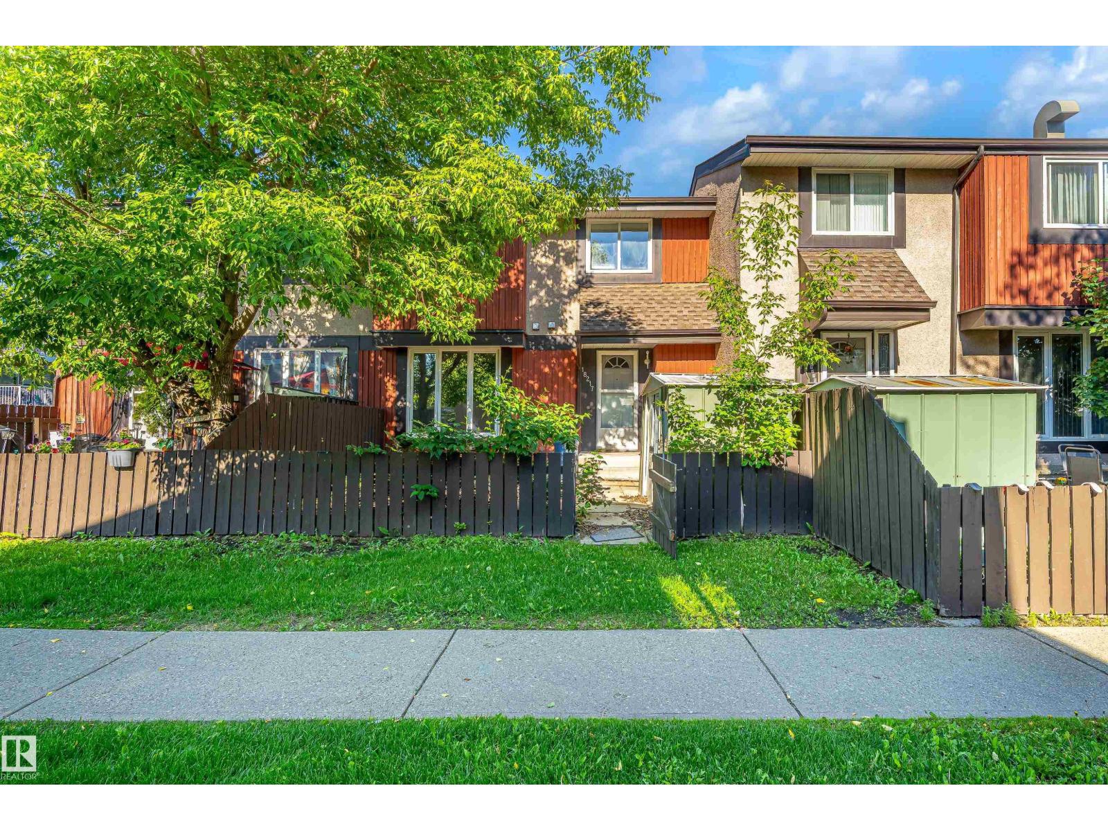 18217 84 AV NW NW - 46