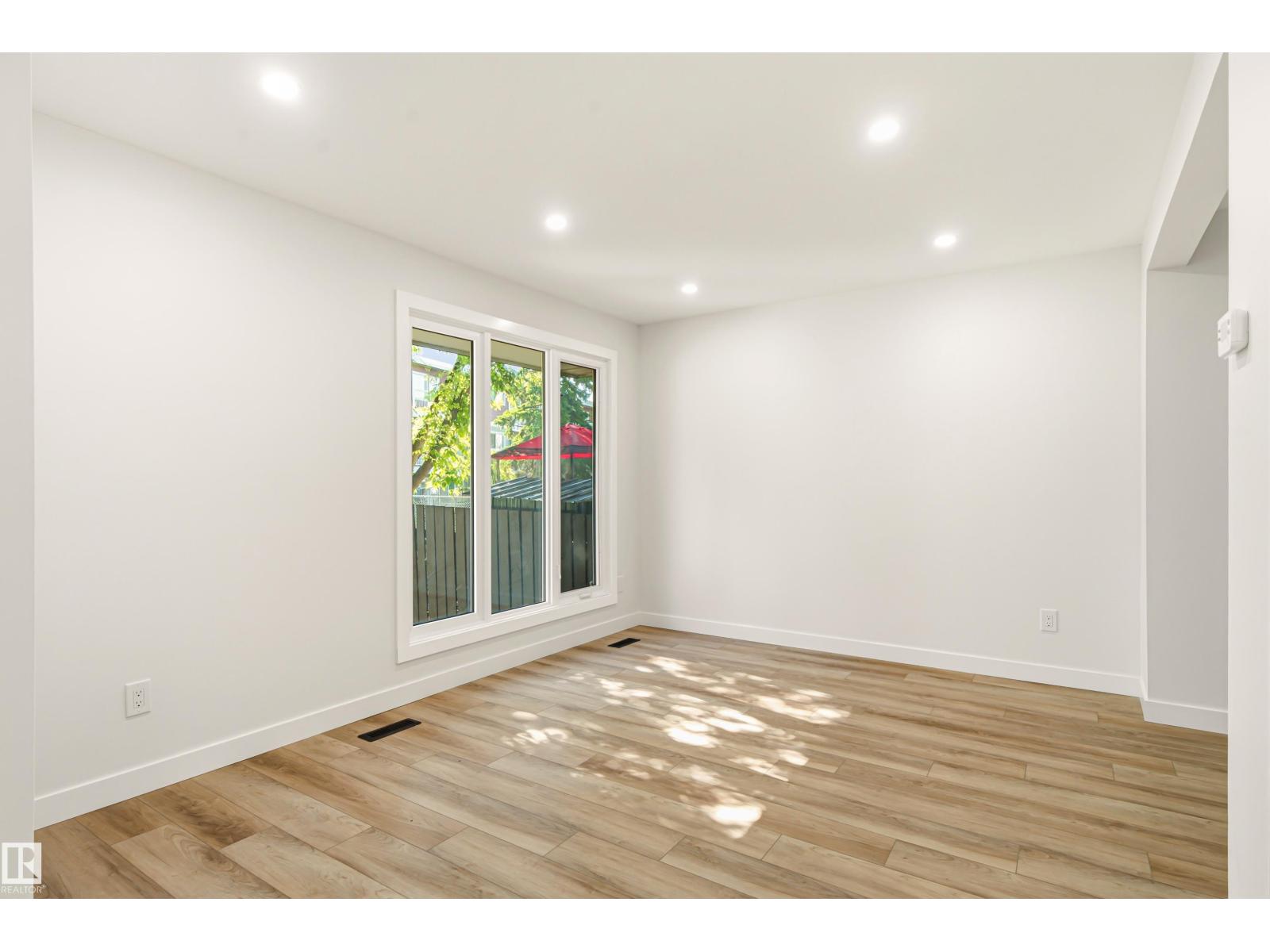 18217 84 AV NW NW - 5