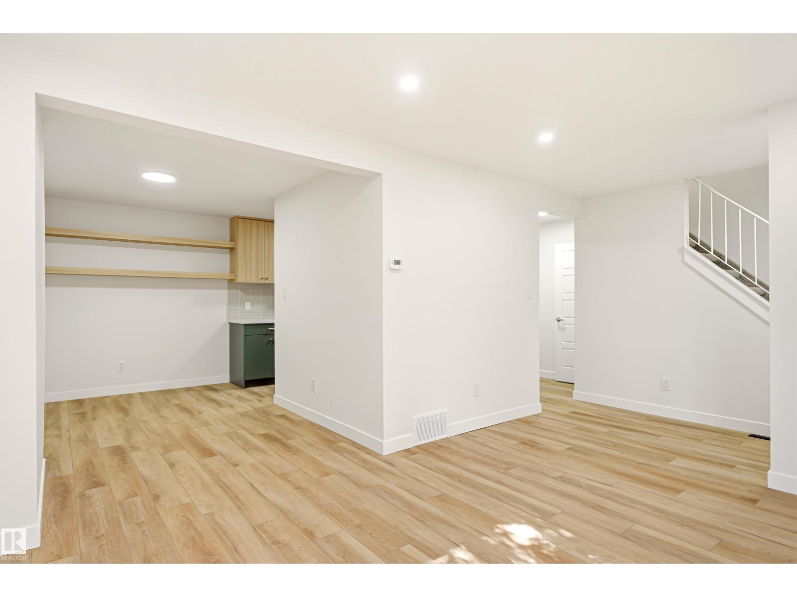 18217 84 AV NW NW - 9