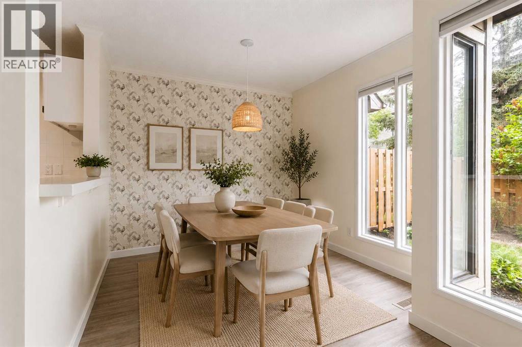 Dining room Virtually Staged