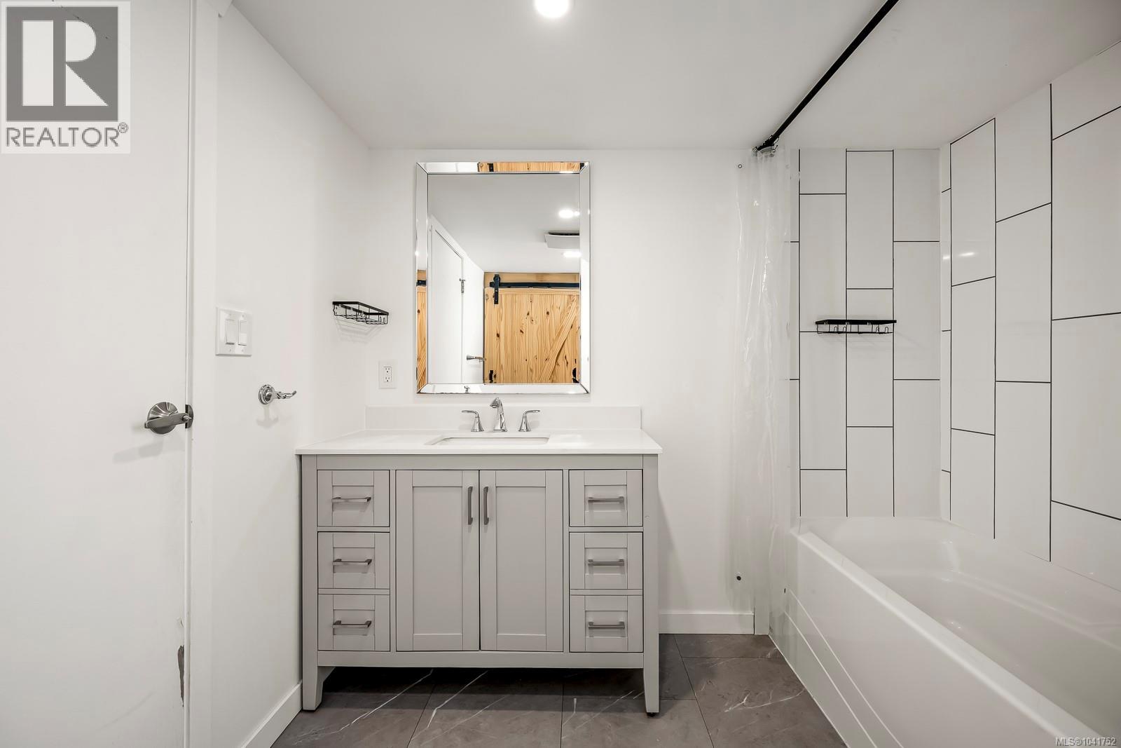 #43 1901 Ryan Rd E - 19