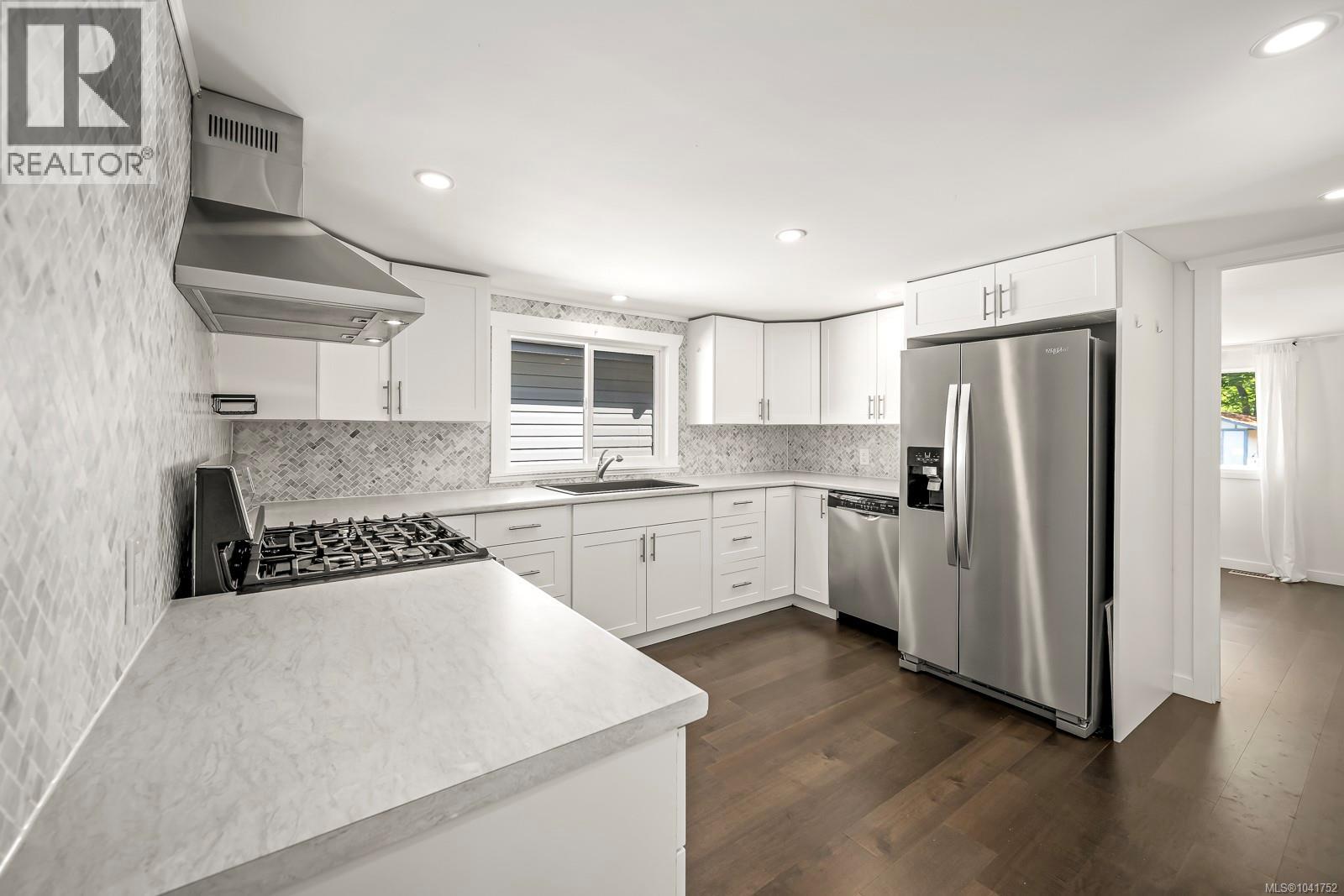 #43 1901 Ryan Rd E - 23