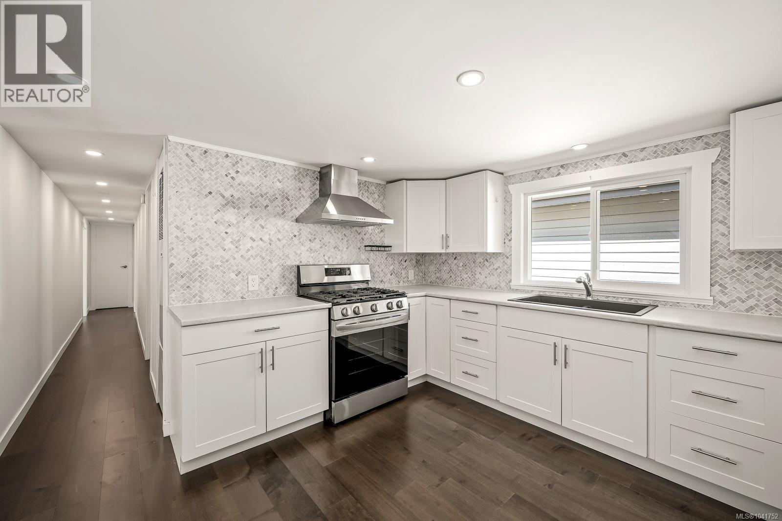 #43 1901 Ryan Rd E - 29