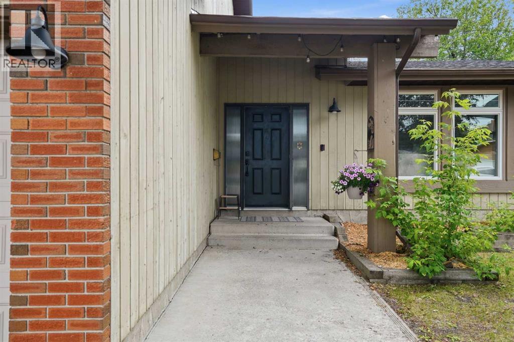 527 Deer Side Place SE - photo 2