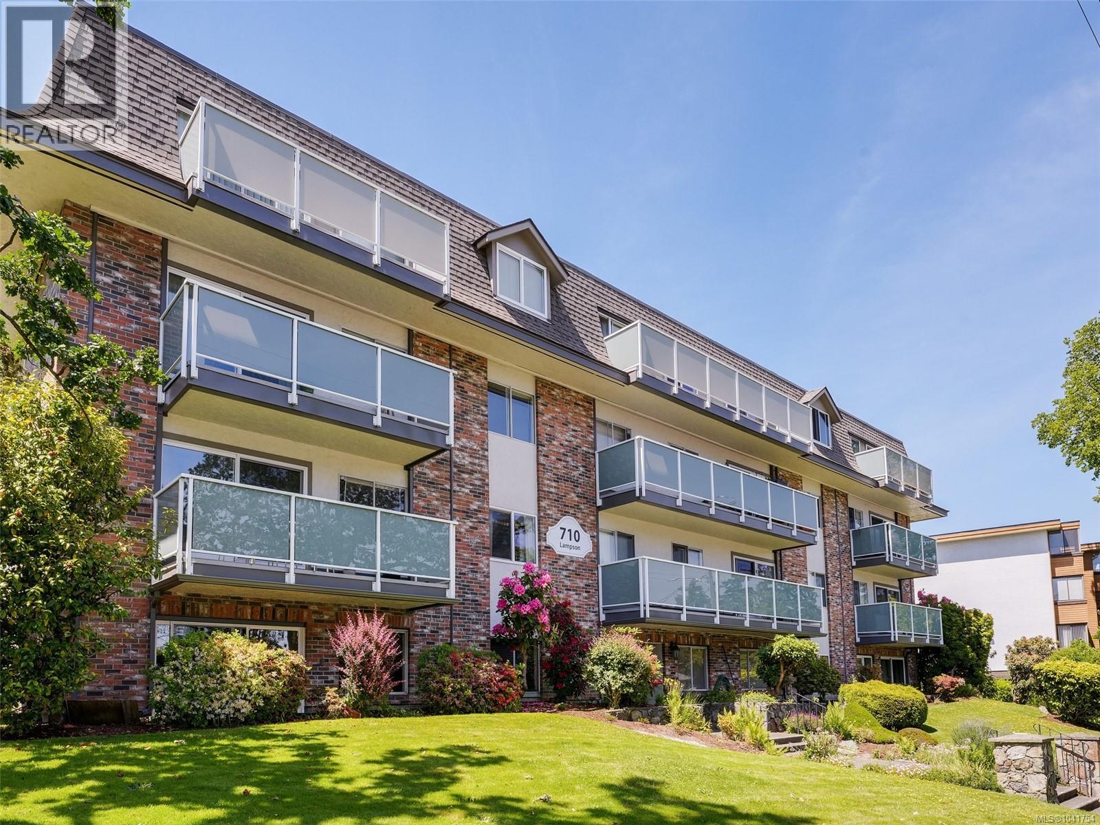 #405 710 Lampson St - 1