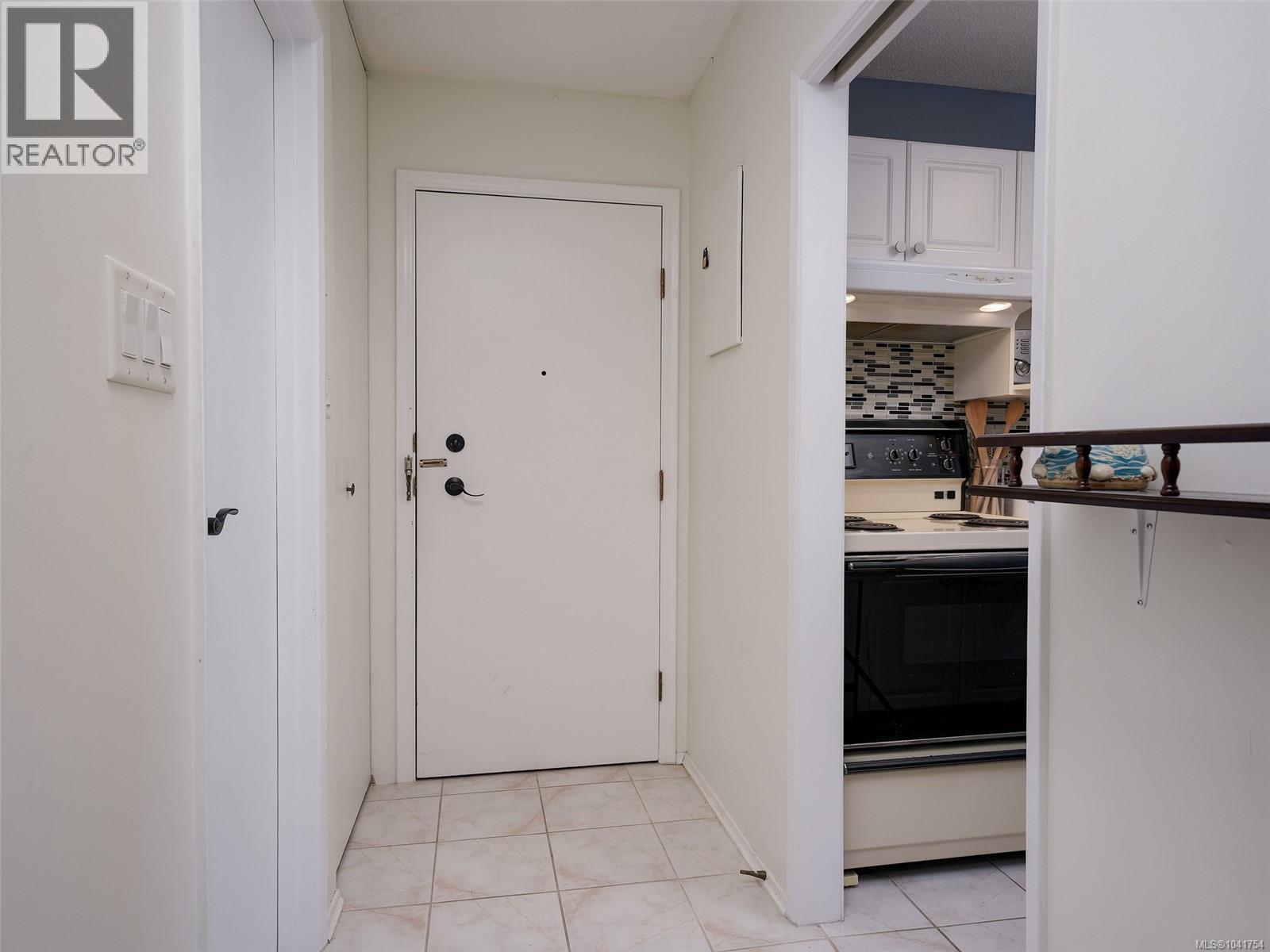 #405 710 Lampson St - 17