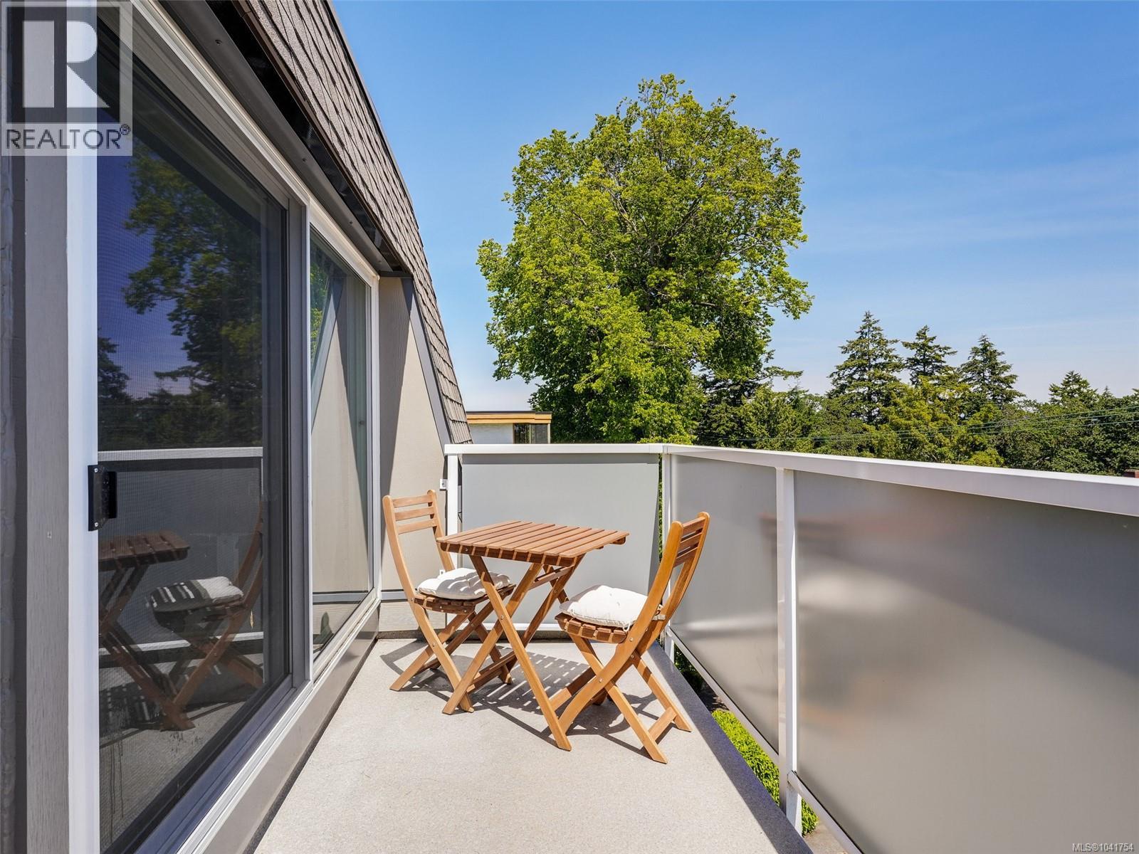 #405 710 Lampson St - 18