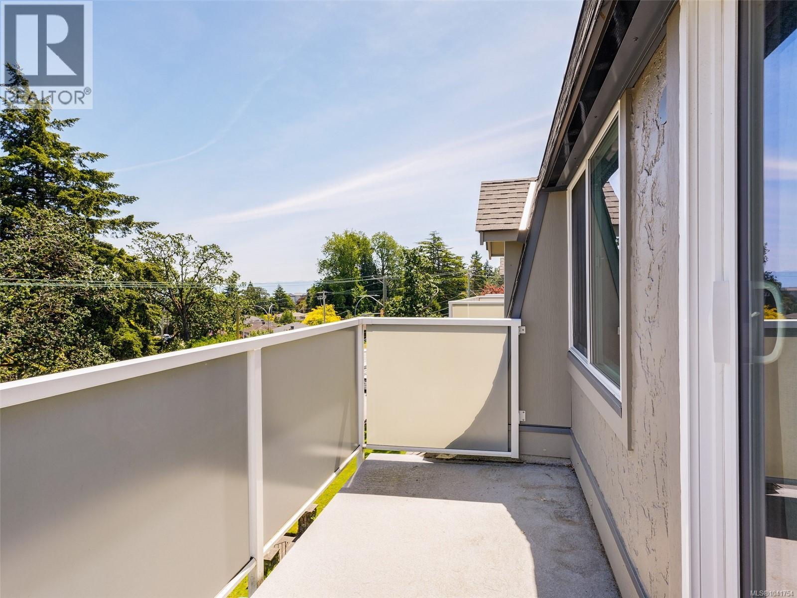 #405 710 Lampson St - 19
