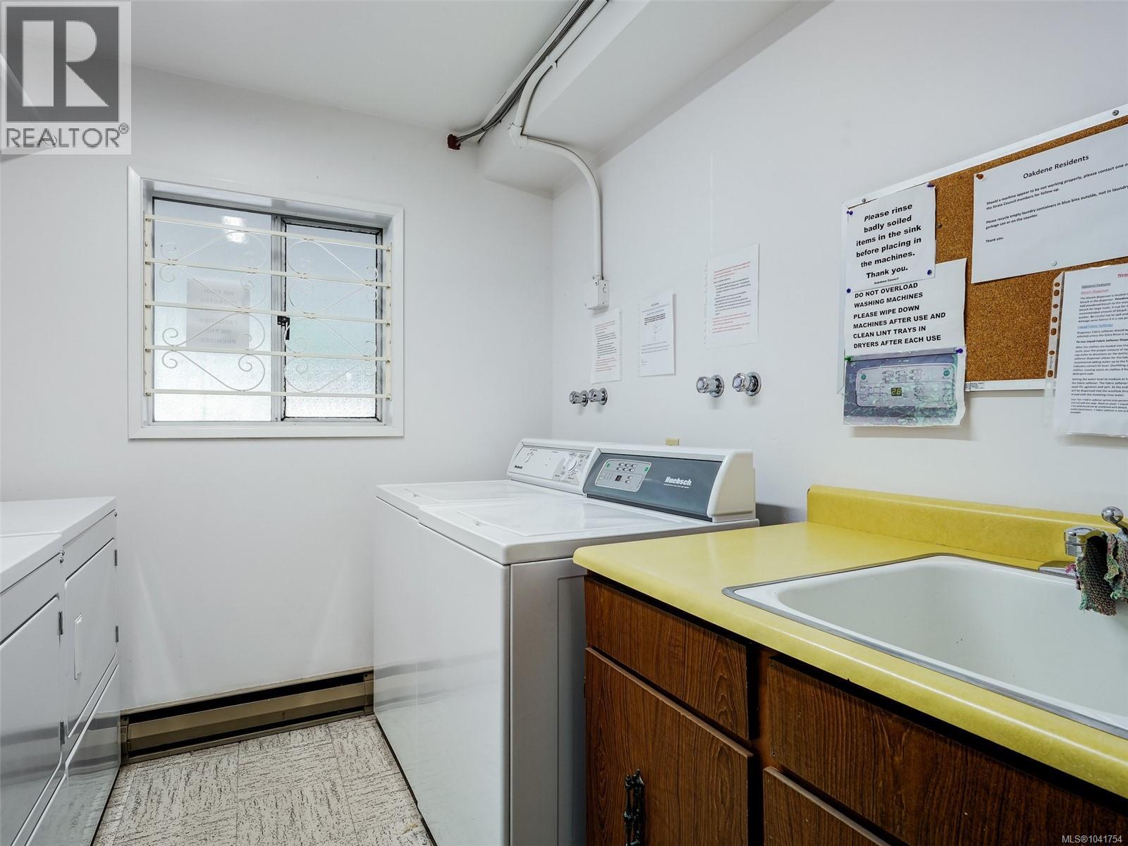 #405 710 Lampson St - 21