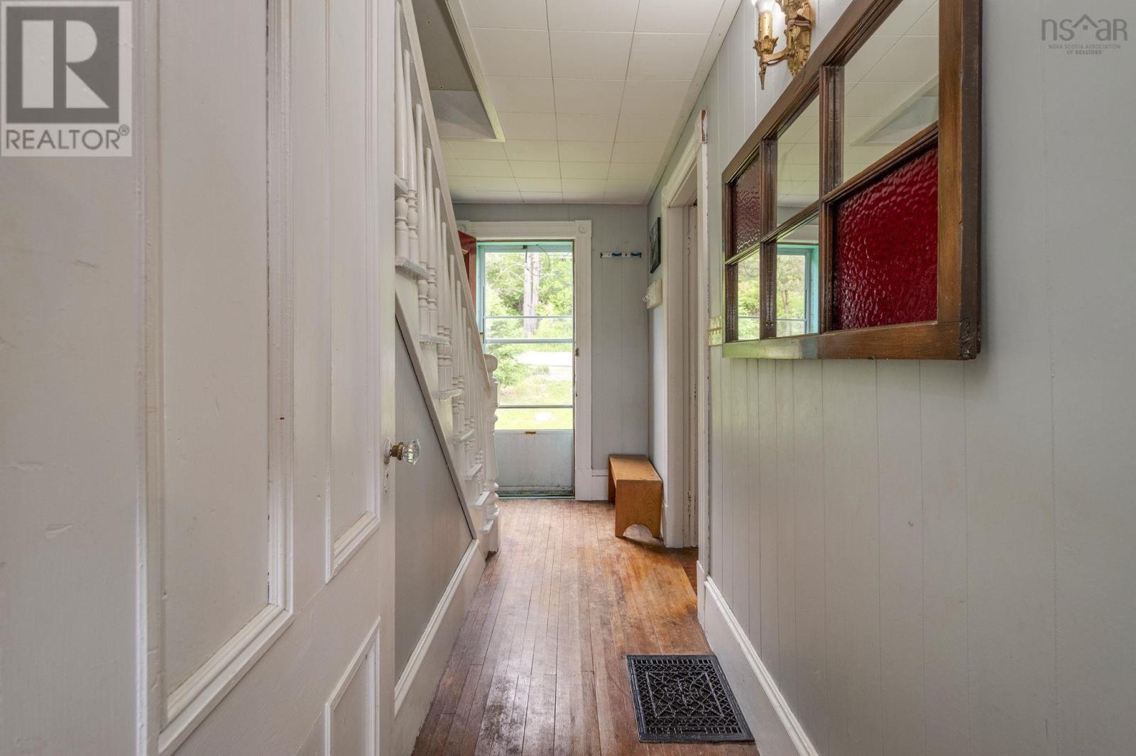 535 E River East Side Road - 7