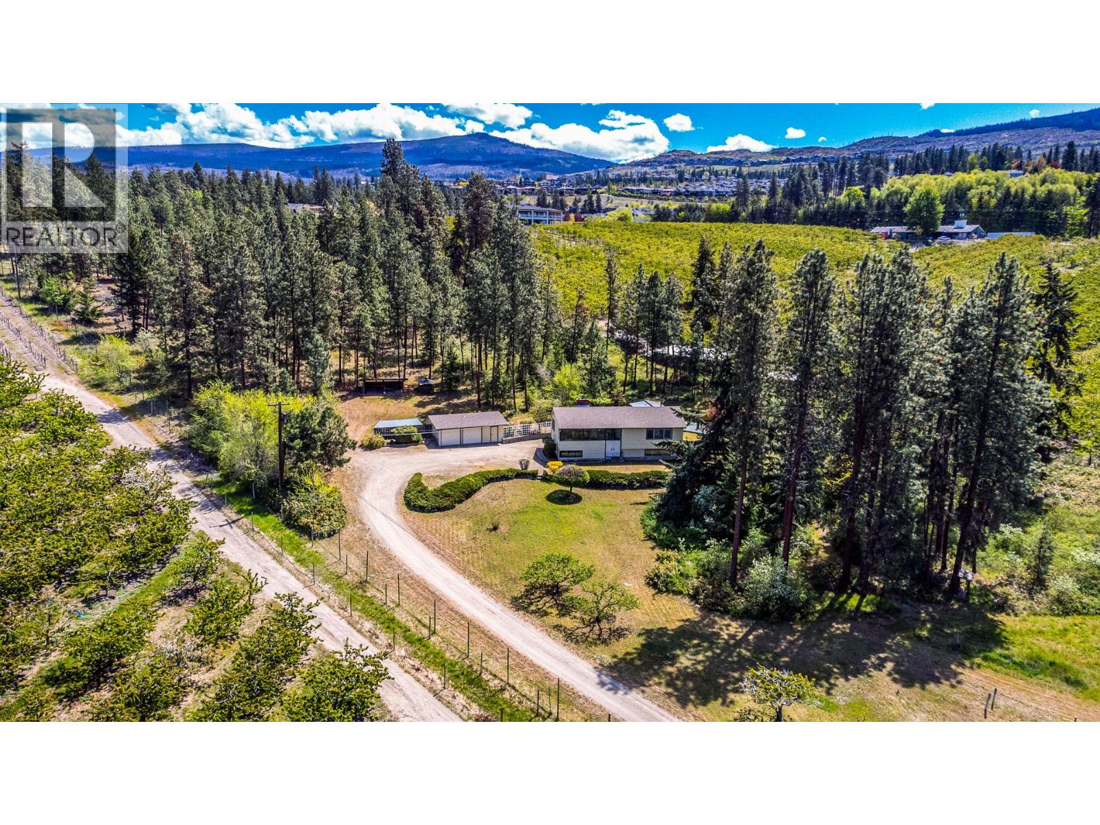  4729 Lakeshore Road, Kelowna