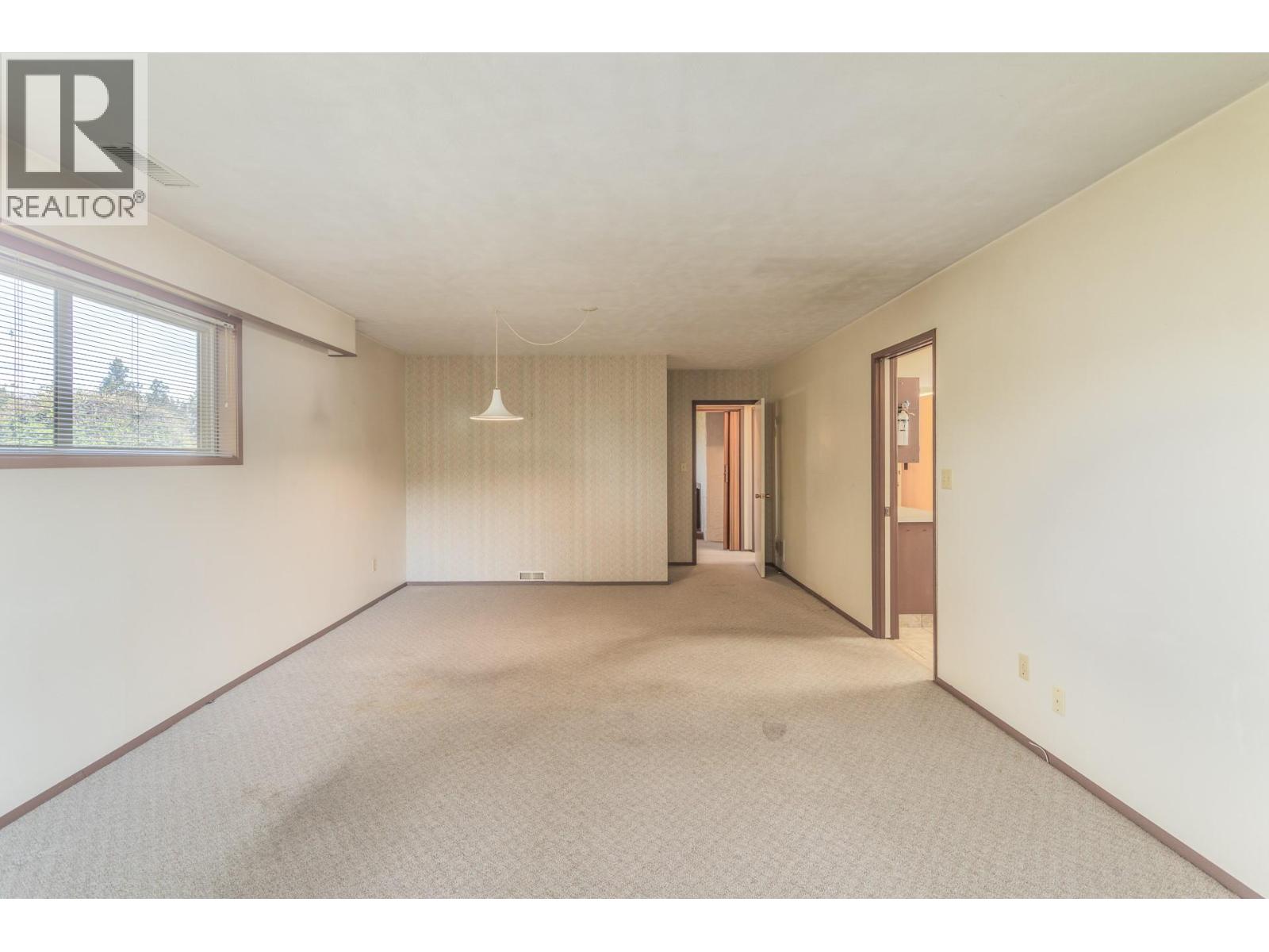  4729 Lakeshore Road, Kelowna