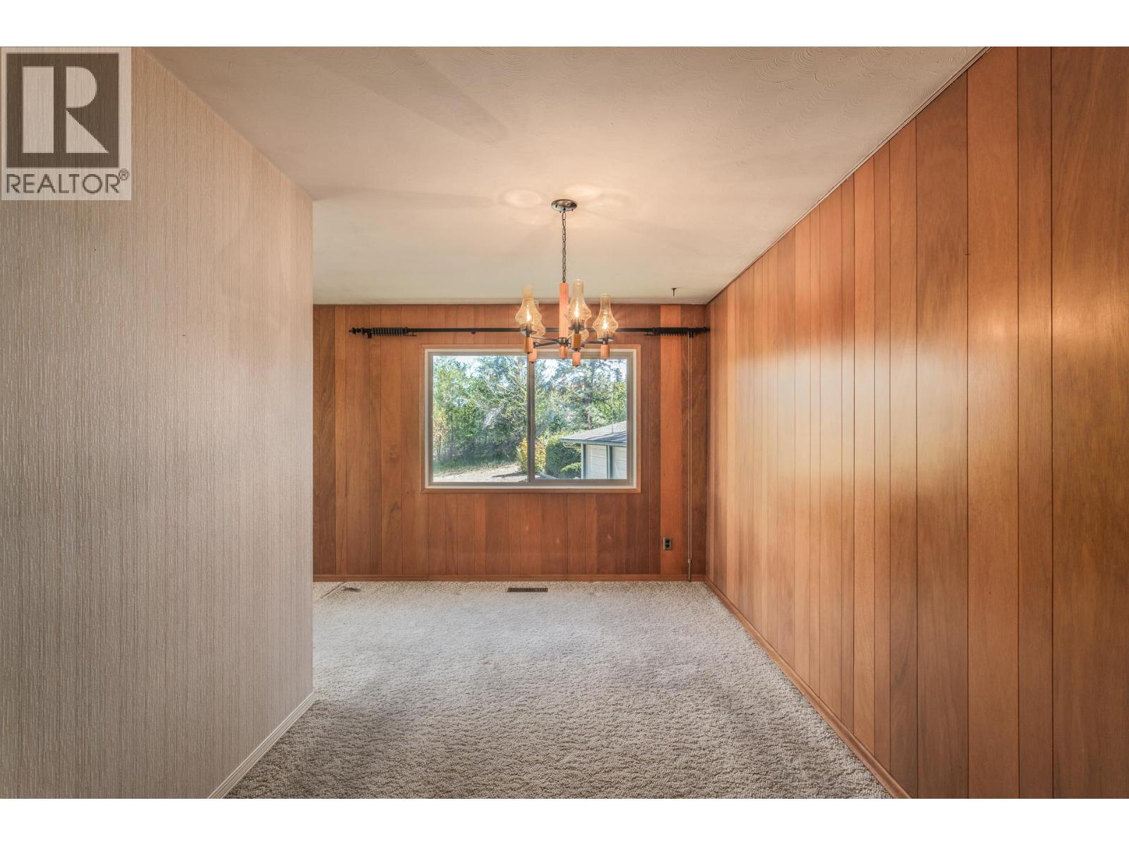  4729 Lakeshore Road, Kelowna
