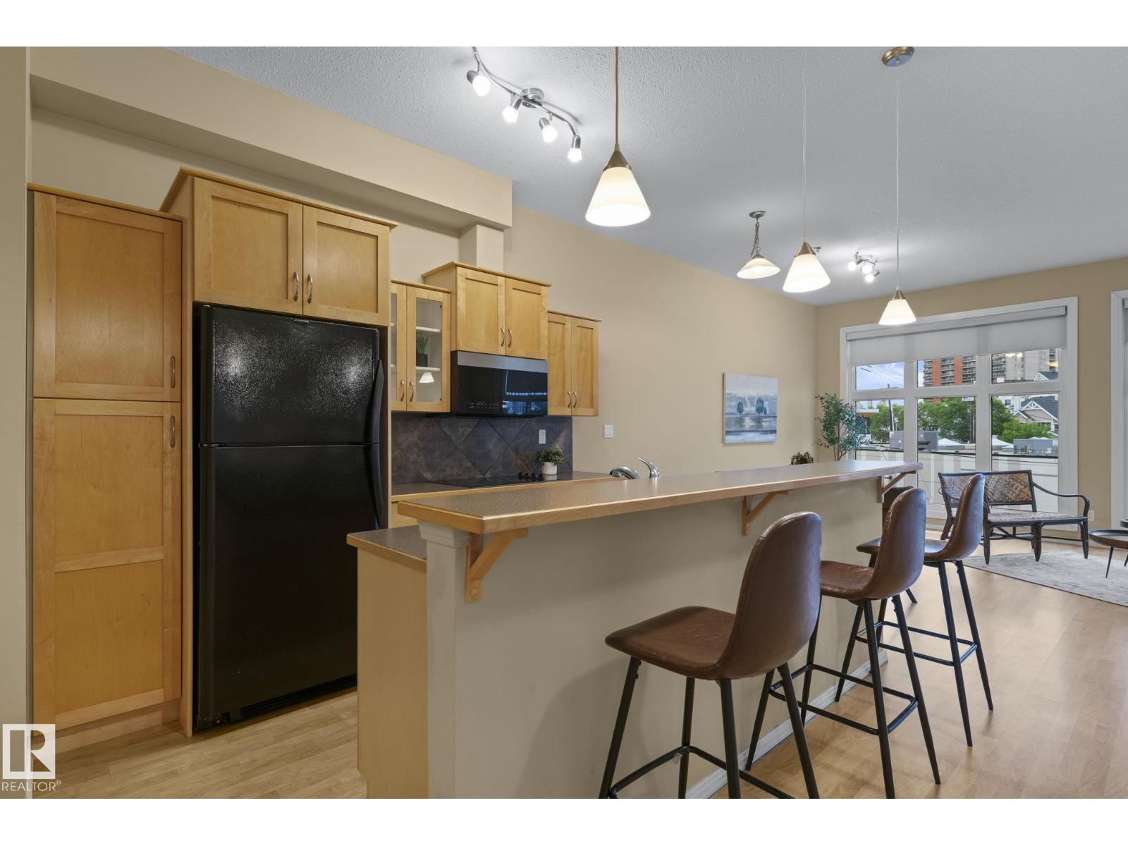 #308 10147 112 ST NW - 11