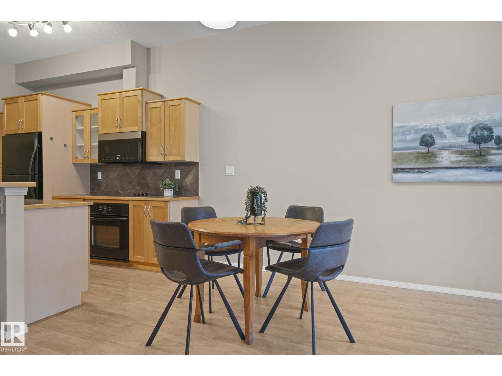 #308 10147 112 ST NW - 15