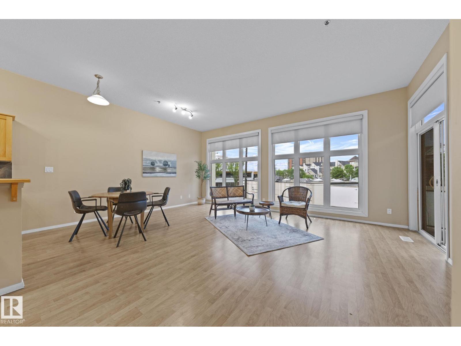 #308 10147 112 ST NW - 17