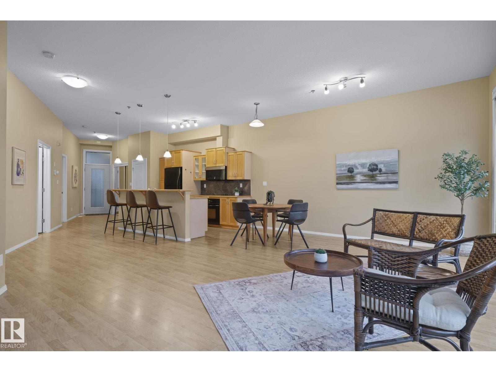 #308 10147 112 ST NW - 23