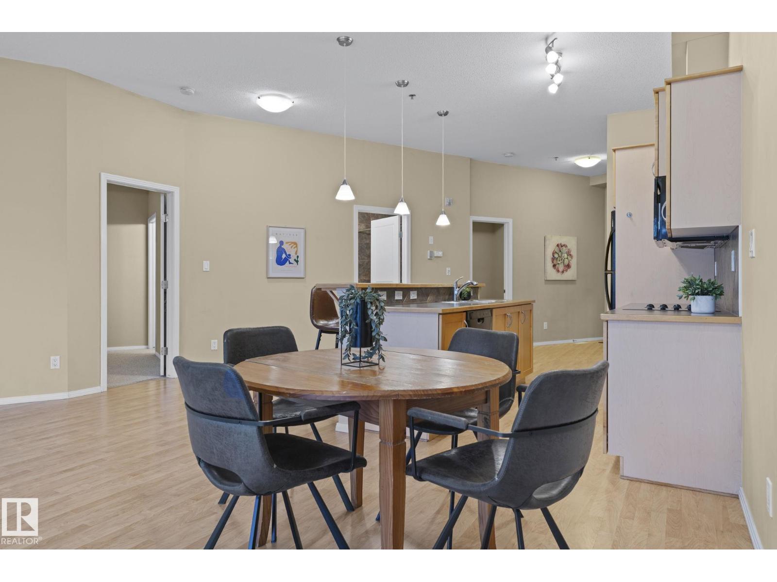 #308 10147 112 ST NW - 24