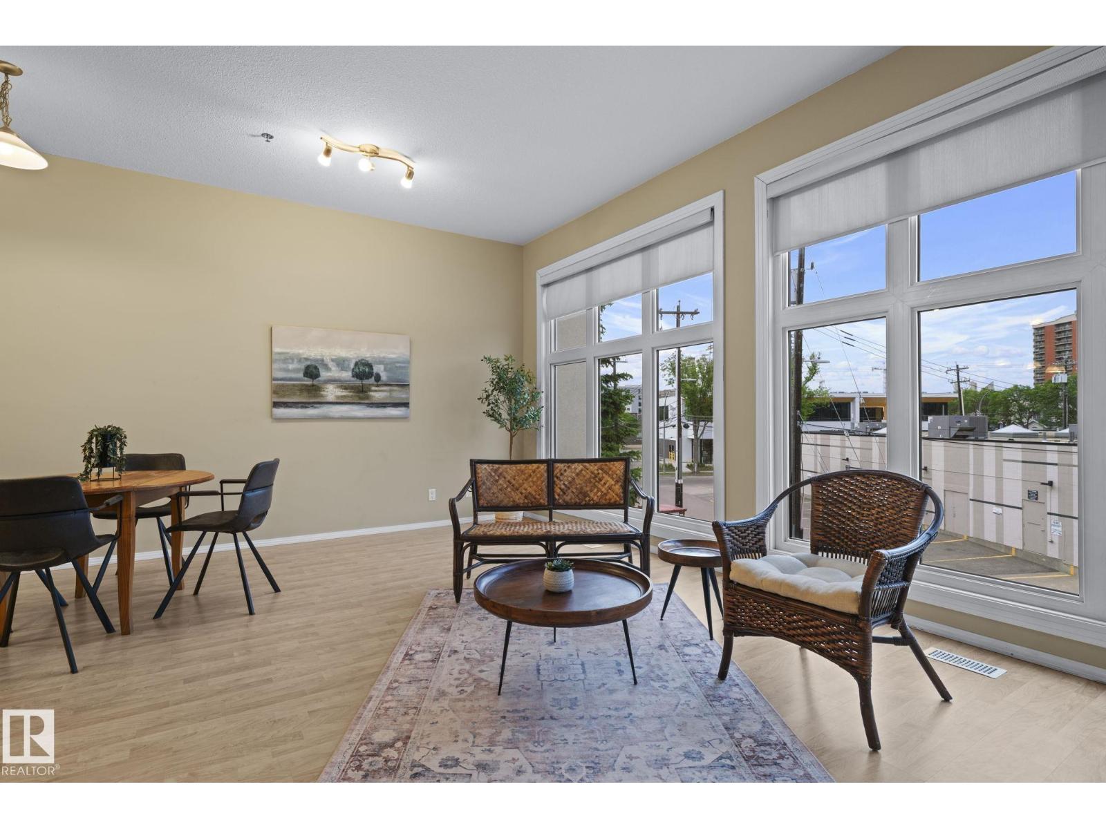 #308 10147 112 ST NW - 45